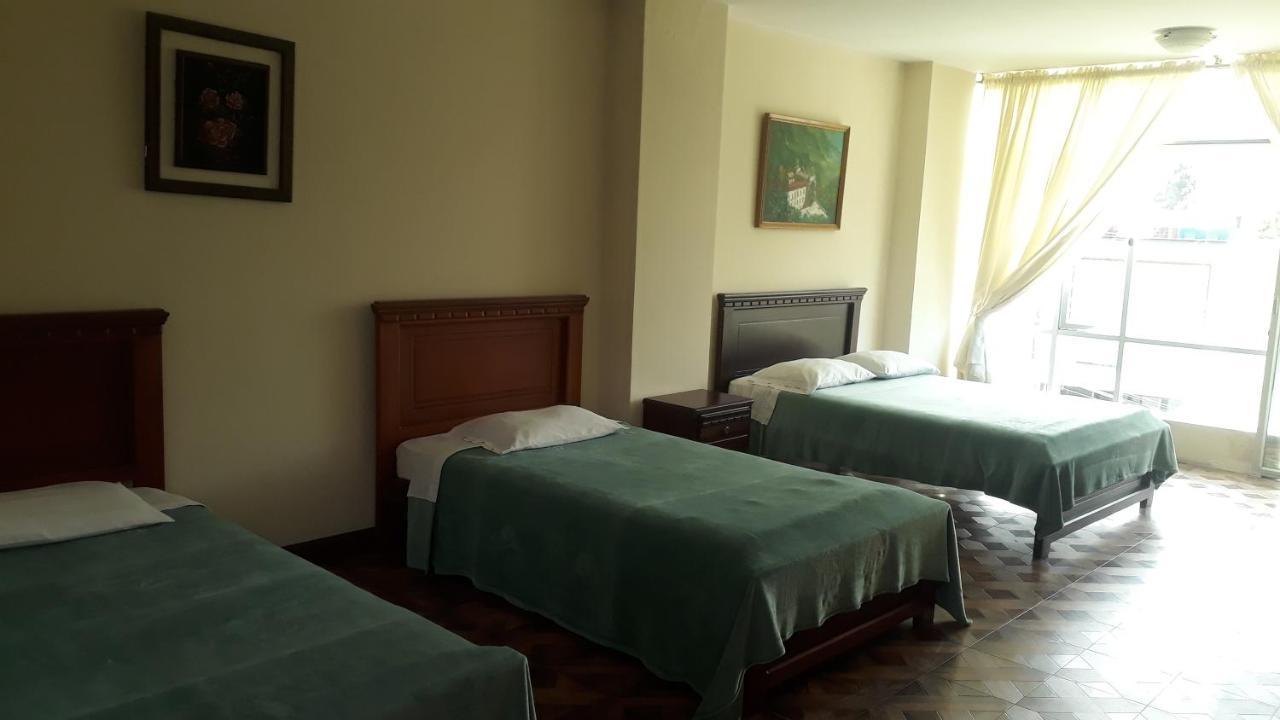 El Cardenal Hotel Loja Exterior photo